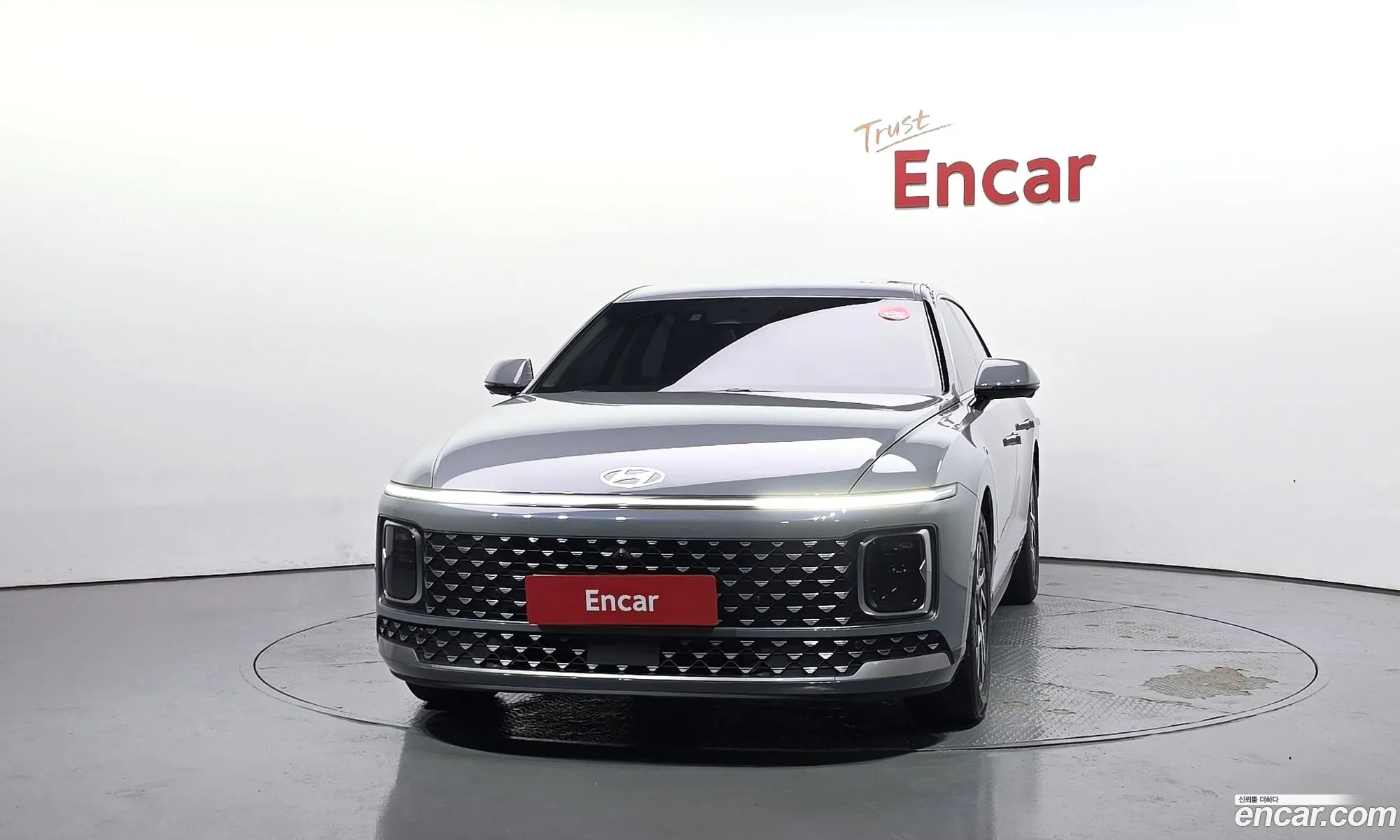 Hyundai Grandeur 2023 — 28