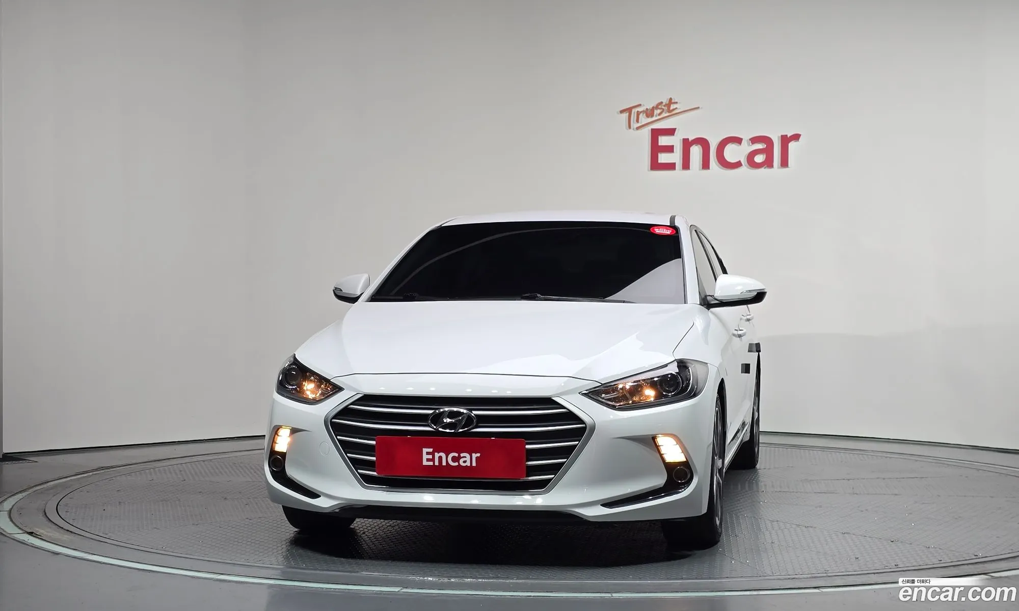 Hyundai Elantra AD 2016 KMHD641DBHU323135 — 22