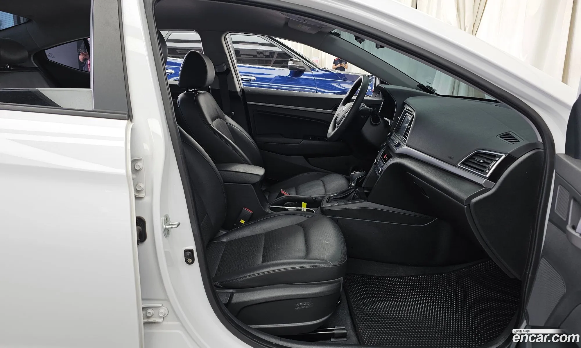 Hyundai Elantra AD 2016 KMHD641DBHU323135 — 7