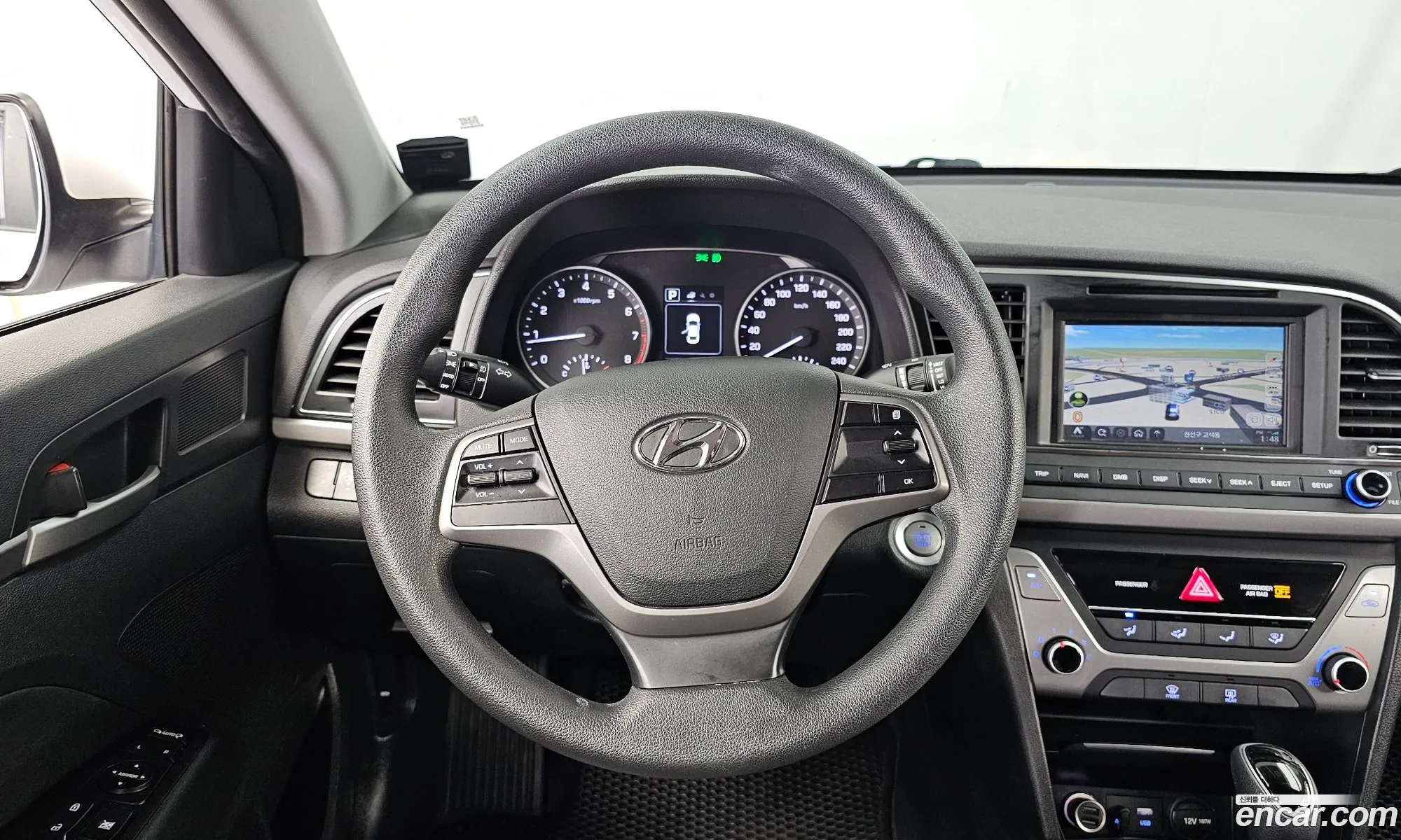 Hyundai Elantra AD 2016 KMHD641DBHU323135 — 18