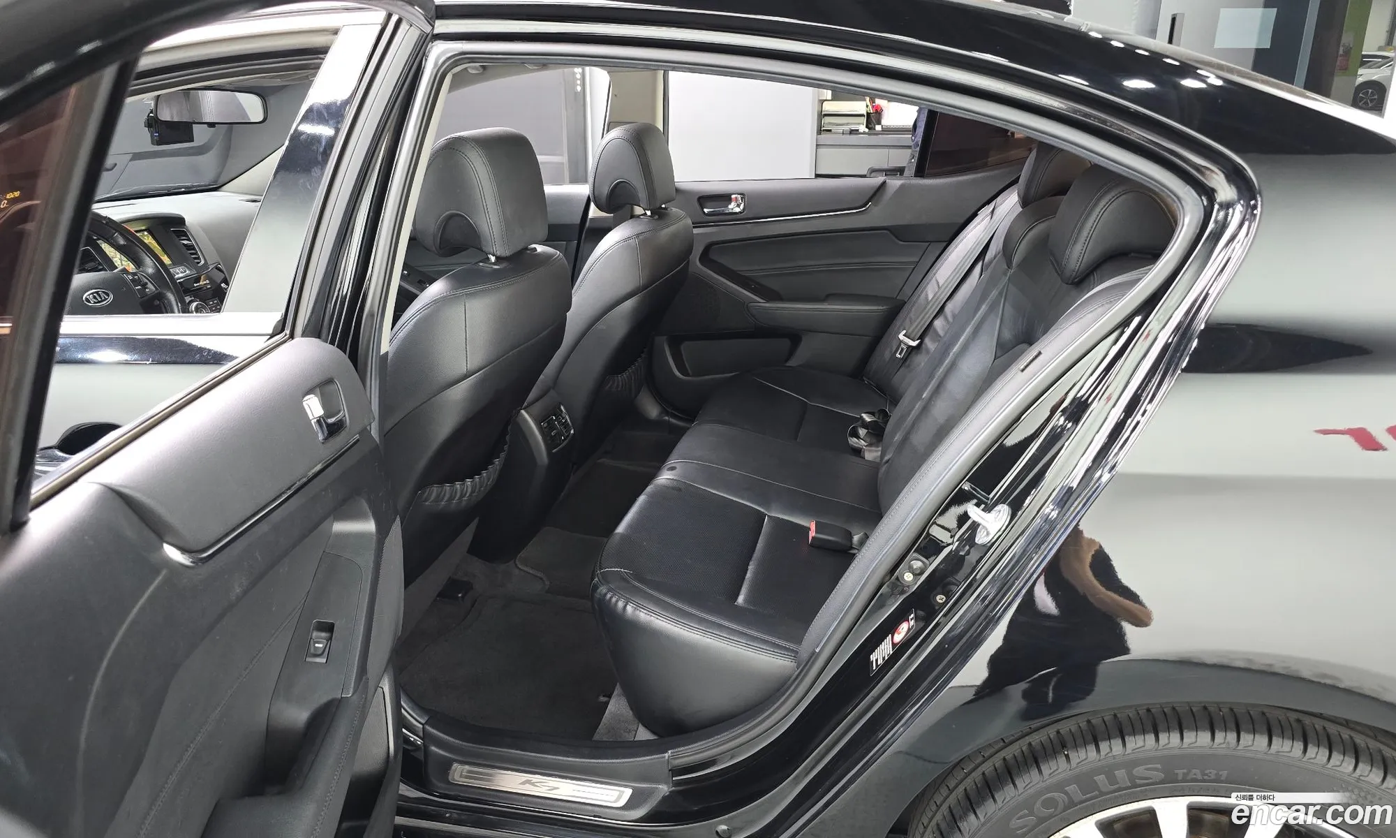 Kia K7 2010 KNALL411BBA040710 — 17