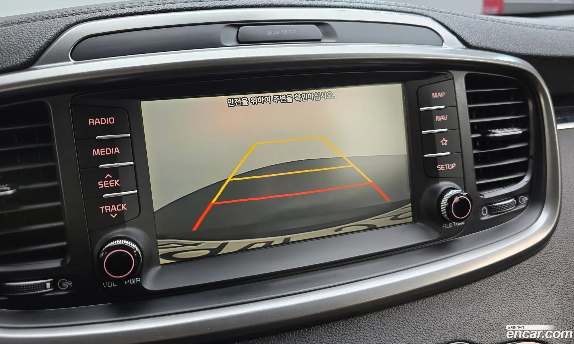 Kia Sorento 2018 KNAPS81BBKA476223 — 8