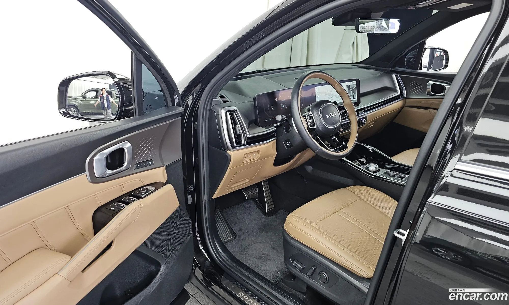 Kia Sorento 2024 KNARK81BGRA315727 — 18