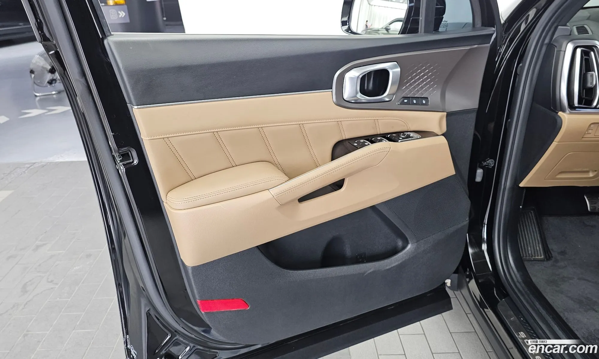 Kia Sorento 2024 KNARK81BGRA315727 — 19