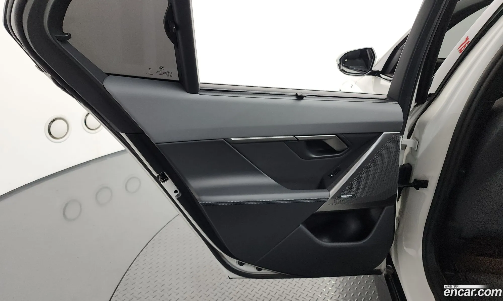 BMW 5 Series 2025 — 6