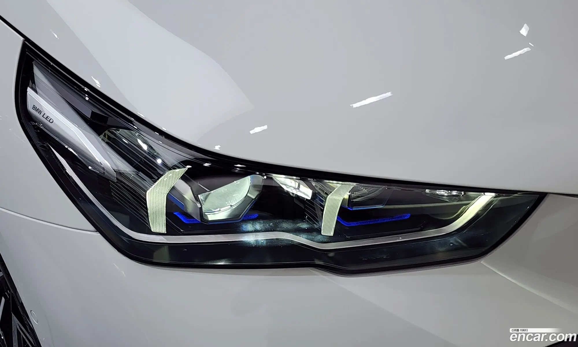 BMW 5 Series 2025 — 24