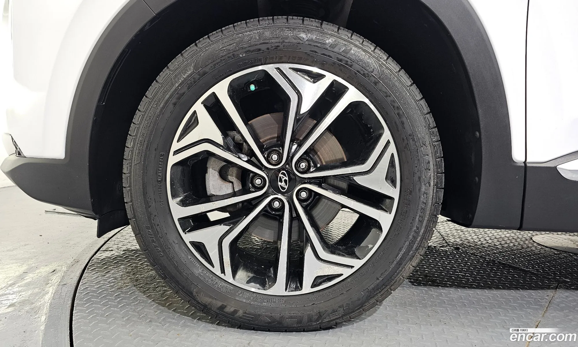 Hyundai Santa Fe TM 2019 — 19