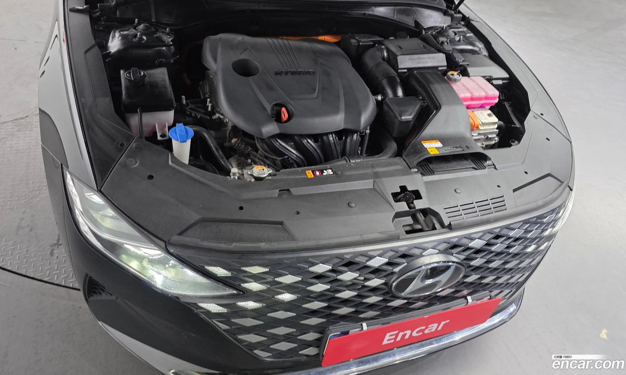 Hyundai Grandeur IG Hybrid