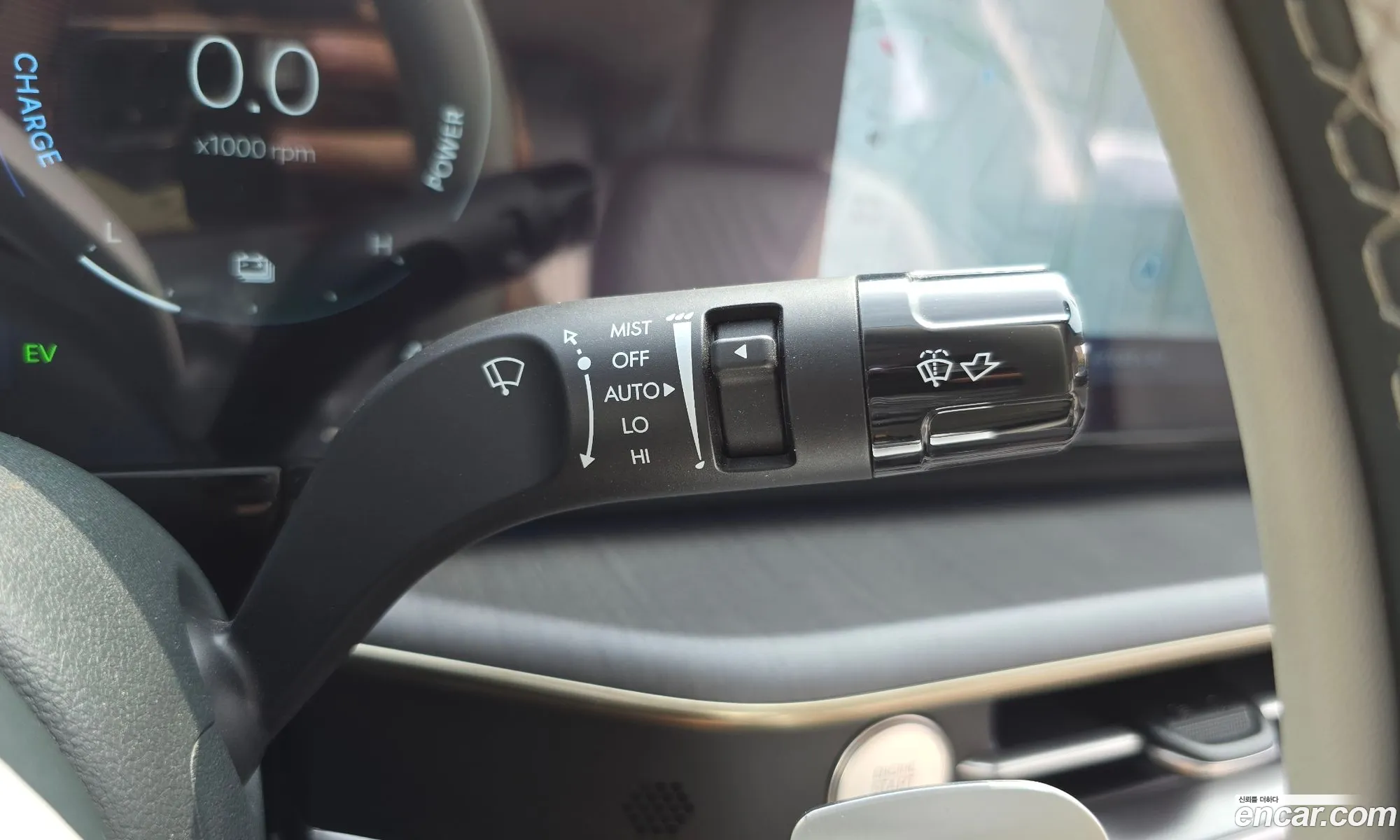 Hyundai Grandeur Hybrid 2025 — 36