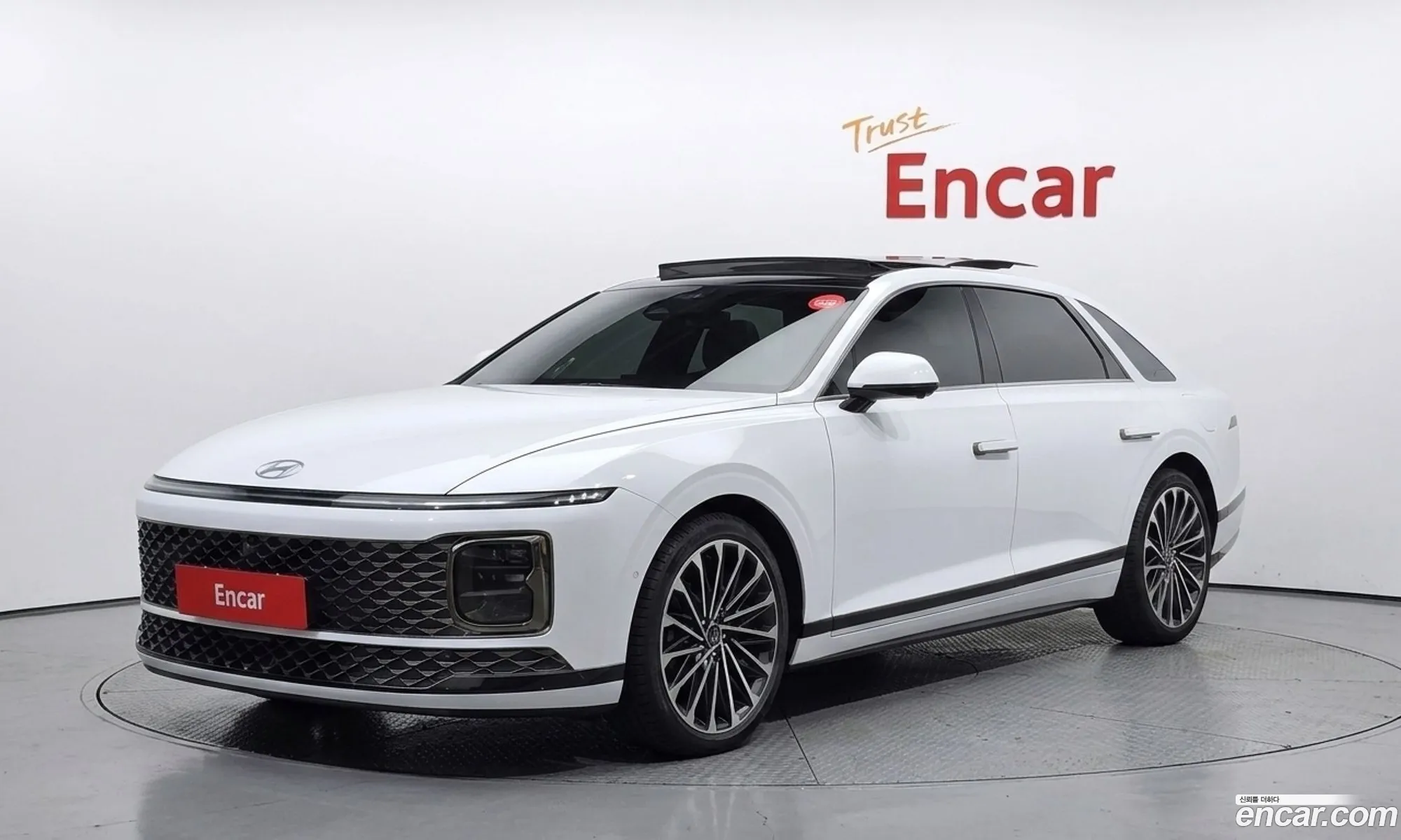 Hyundai Grandeur Hybrid 2025 — 14