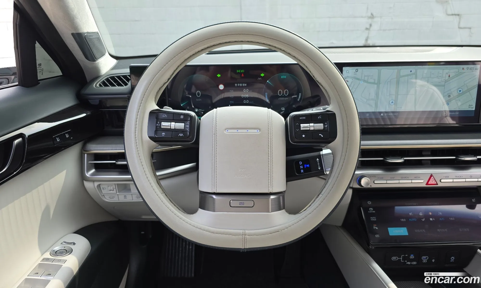 Hyundai Grandeur Hybrid 2025 — 28