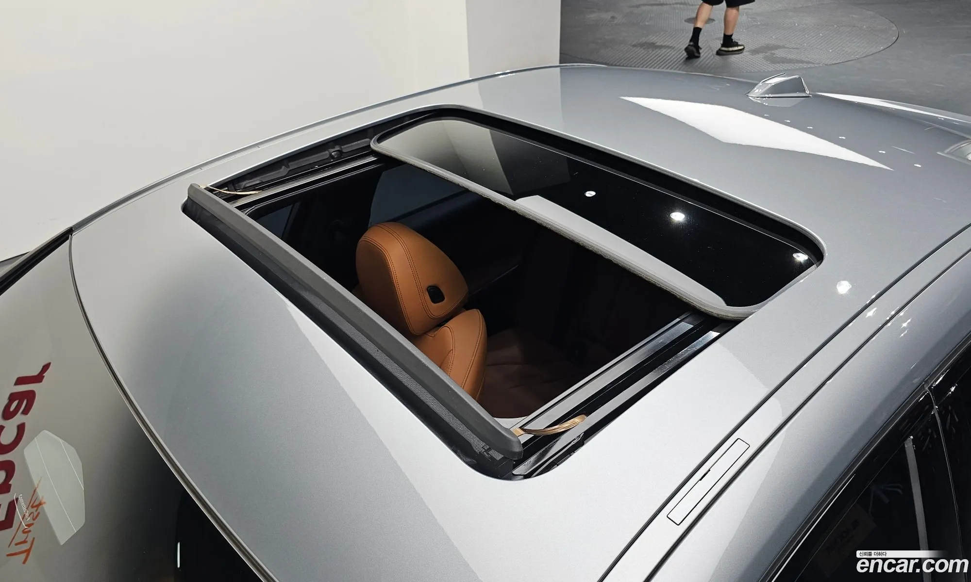 BMW 3 Series 2025 WBA11FF08TFV49858 — 9