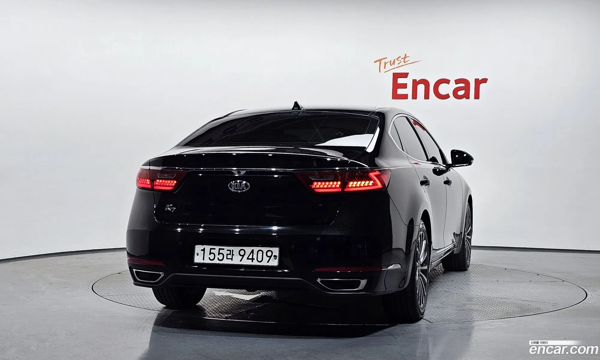 Kia K7 2018 KNALB415BJA150226 — 4