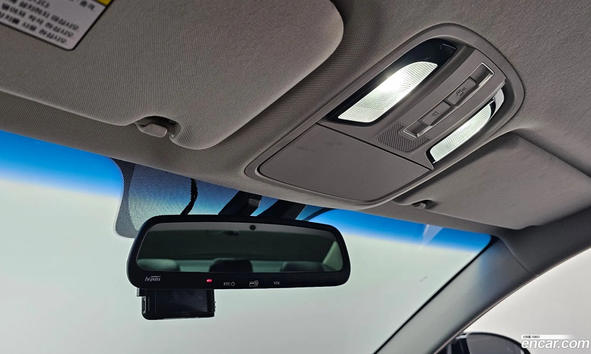 Kia K7 2018 KNALB415BJA150226 — 13