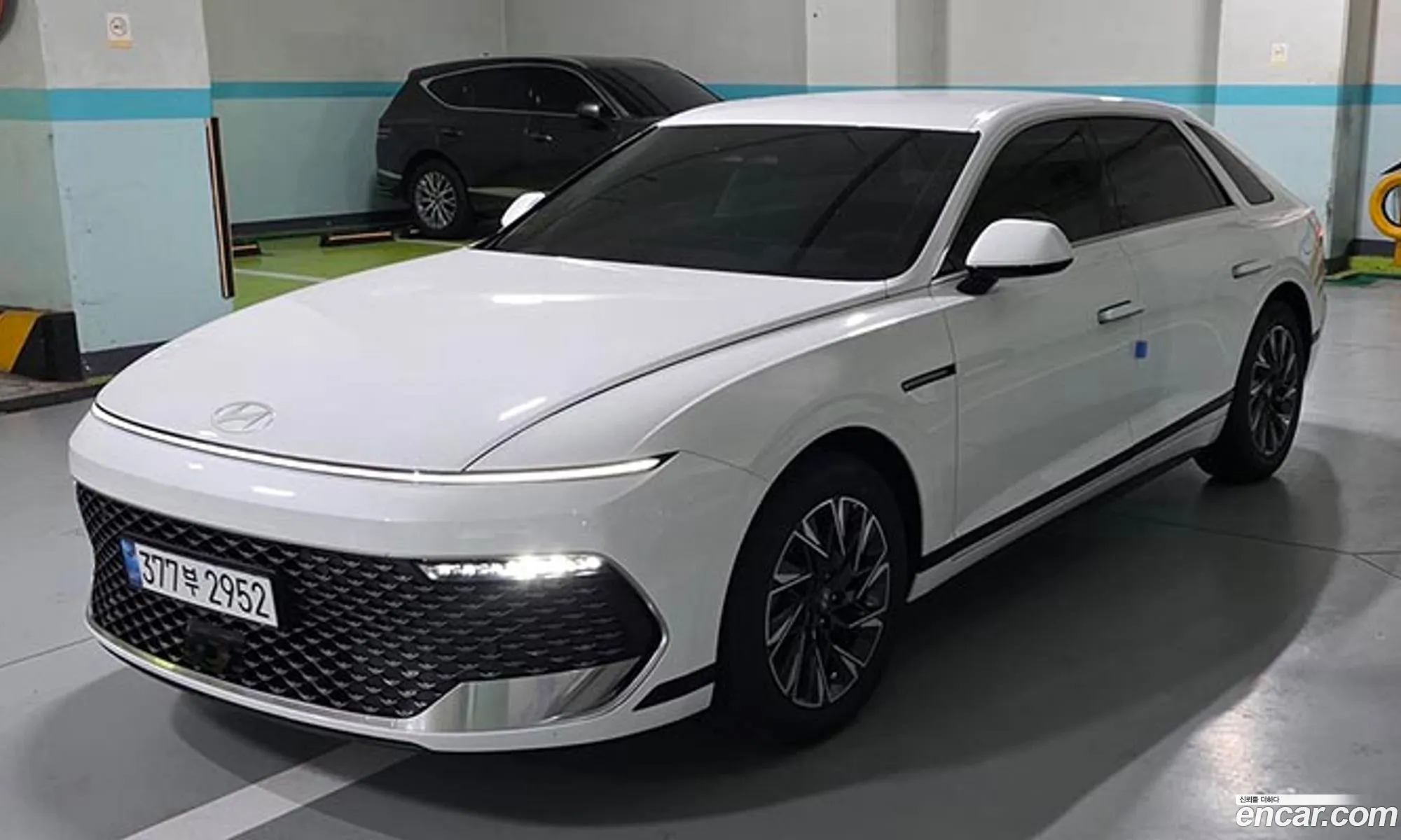 Hyundai Grandeur Hybrid 2026 — 13
