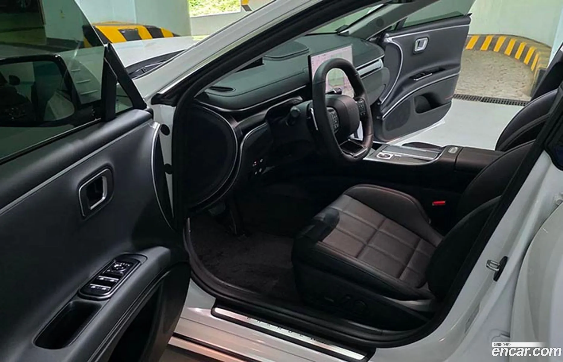 Hyundai Grandeur Hybrid 2026 — 11