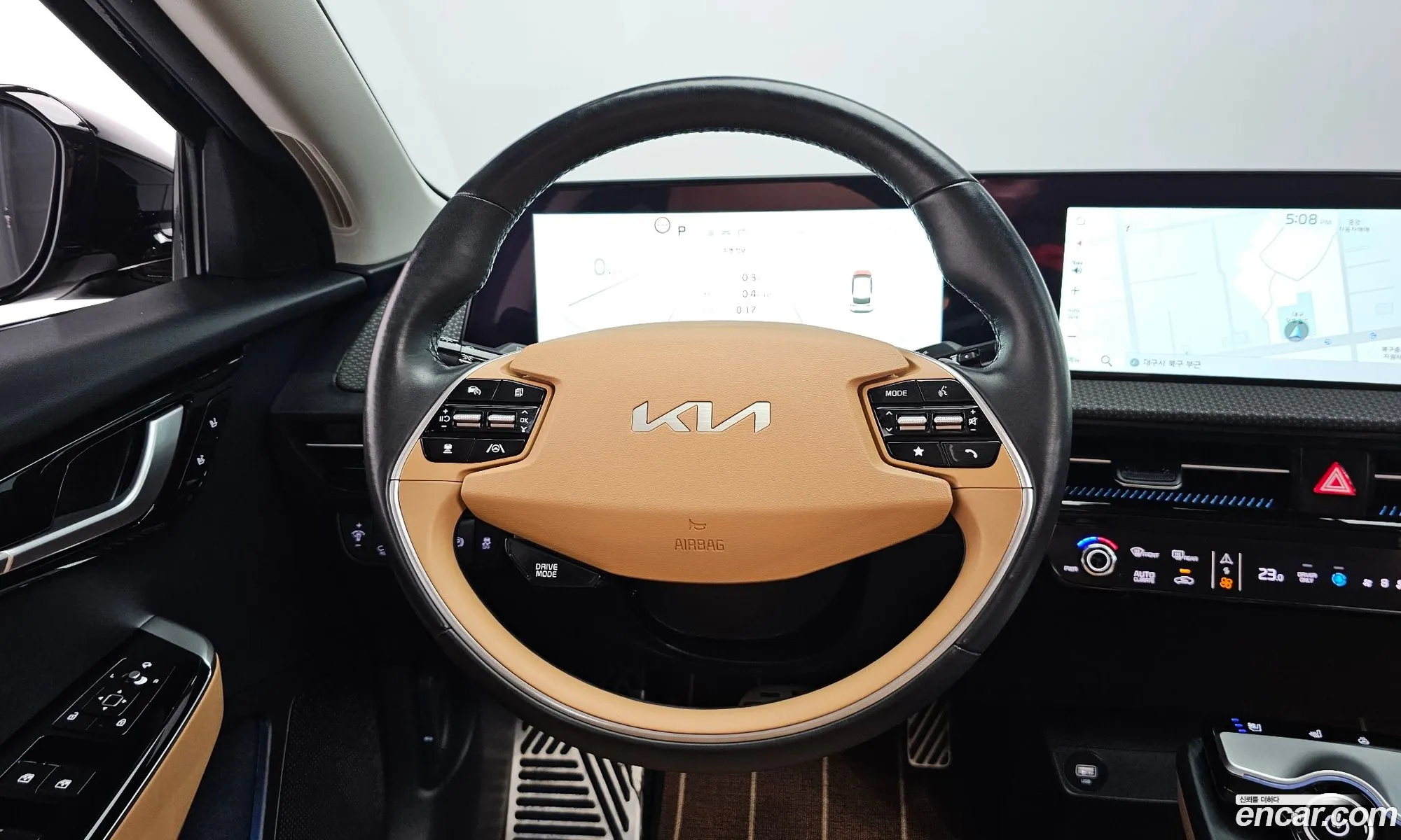Kia EV6 2023 KNAC381AFPA160492 — 7