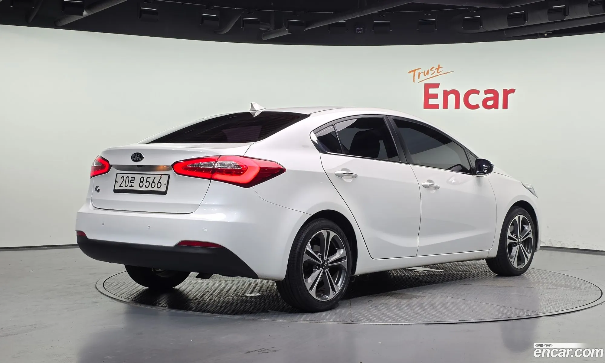Kia K3 2015 KNAFX412BFA495116 — 16