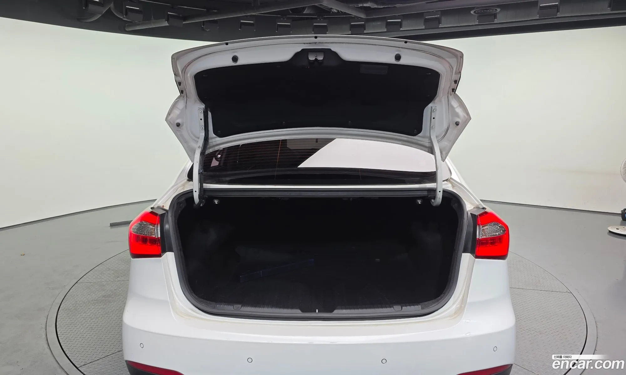 Kia K3 2015 KNAFX412BFA495116 — 18