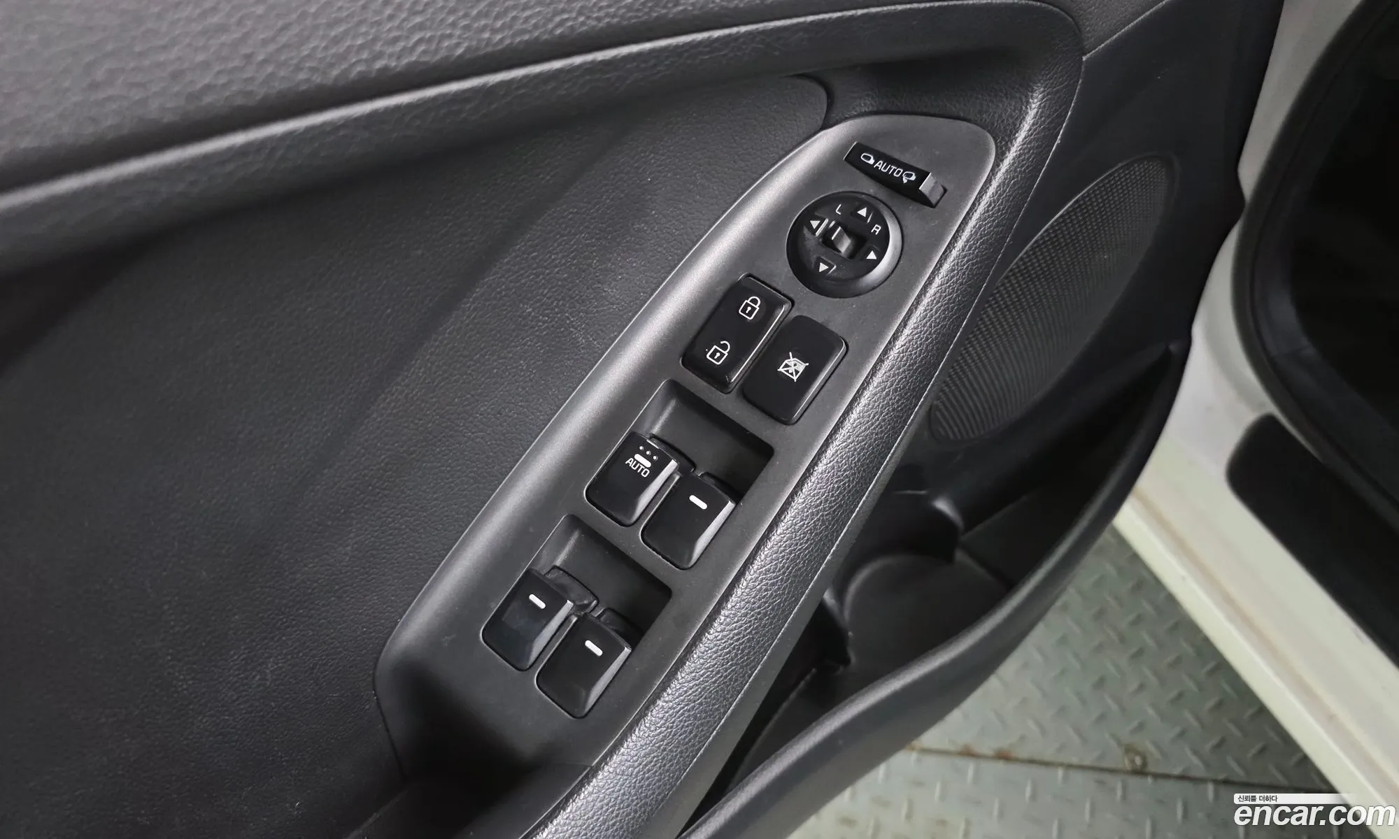 Kia K3 2015 KNAFX412BFA495116 — 5