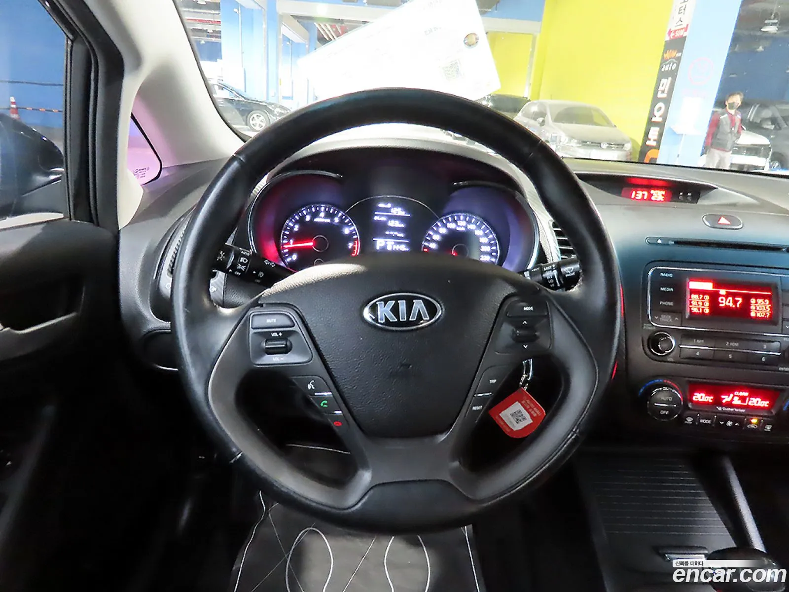 Kia K3 2015 — 6