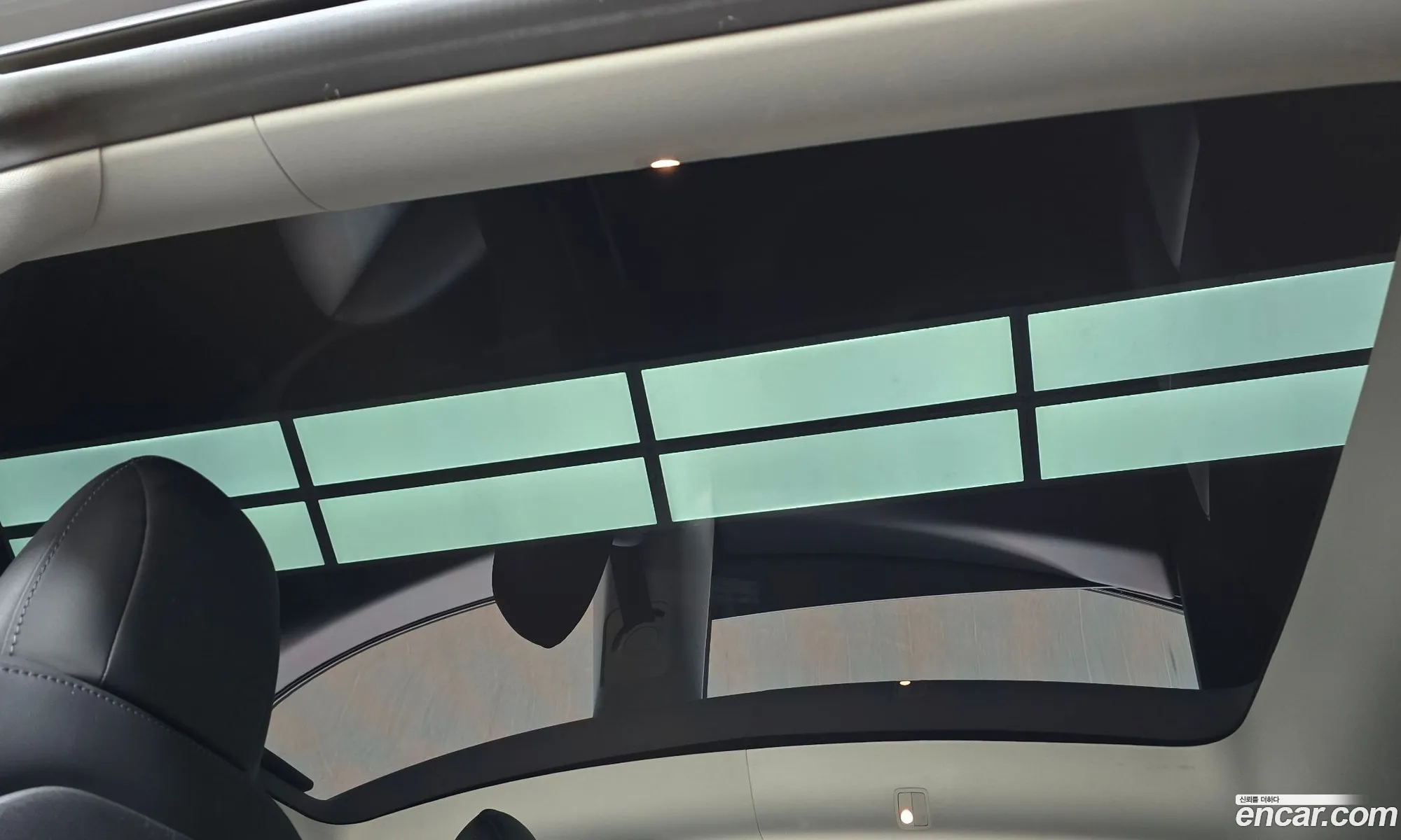 Tesla Model Y 2022 — 15