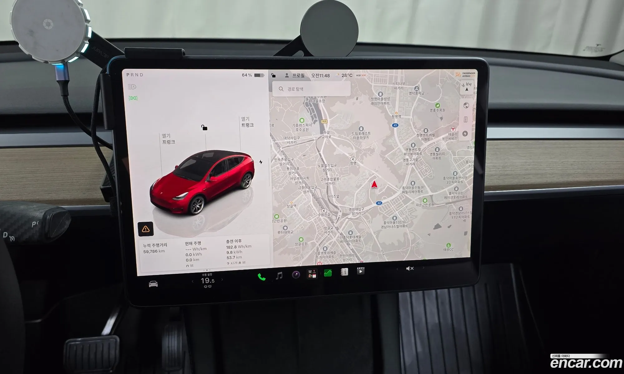Tesla Model Y 2022 — 30