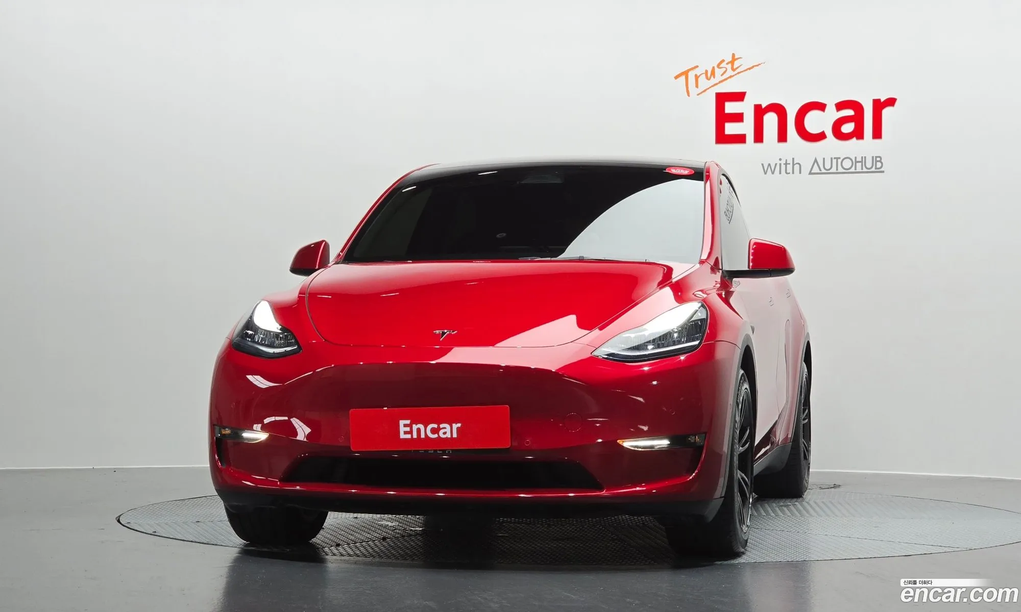 Tesla Model Y 2022 — 21