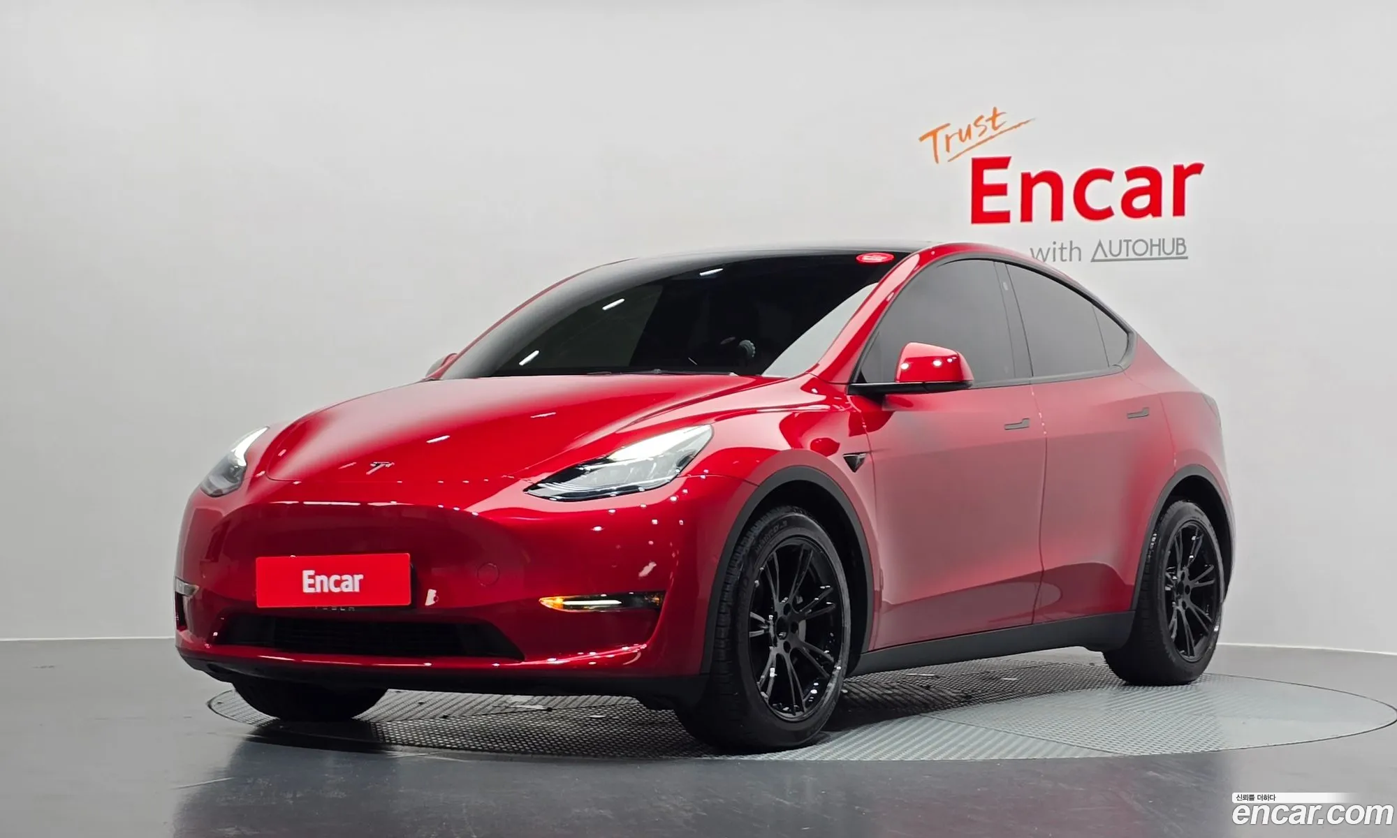 Tesla Model Y 2022 — 13