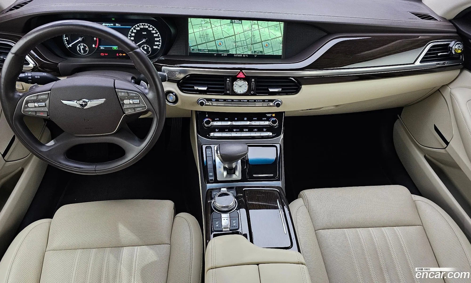 Genesis EQ900 2017 — 5