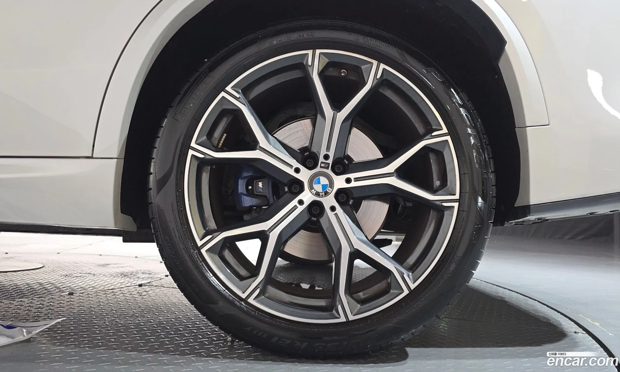 BMW X5 2024 WBA21EU09R9V67035 — 23