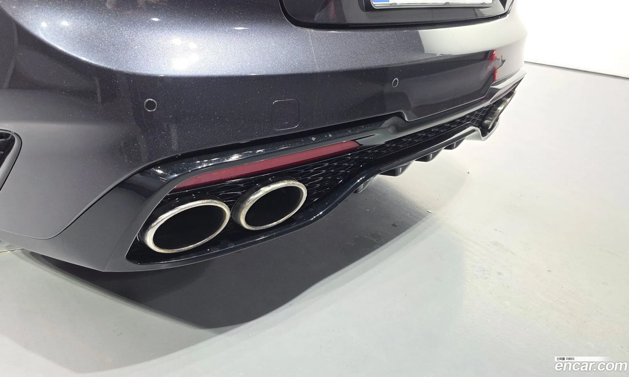 Kia Stinger 2017 KNAE251ADJS002166 — 16