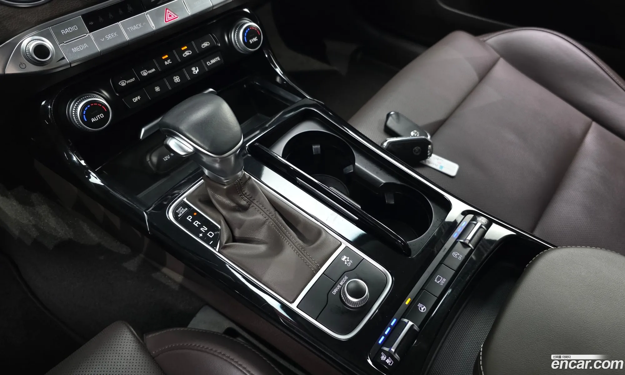 Kia Stinger 2017 KNAE251ADJS002166 — 2