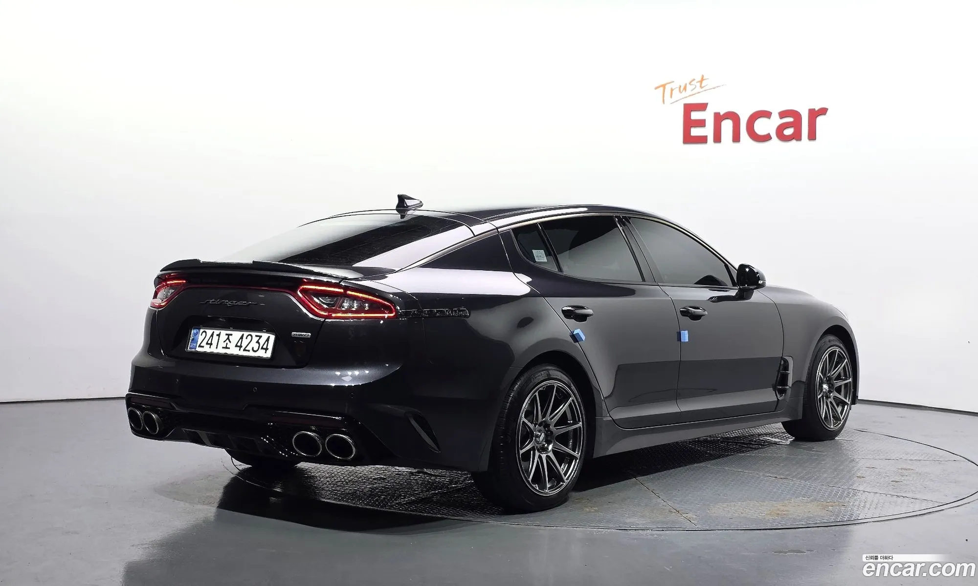Kia Stinger 2017 KNAE251ADJS002166 — 7