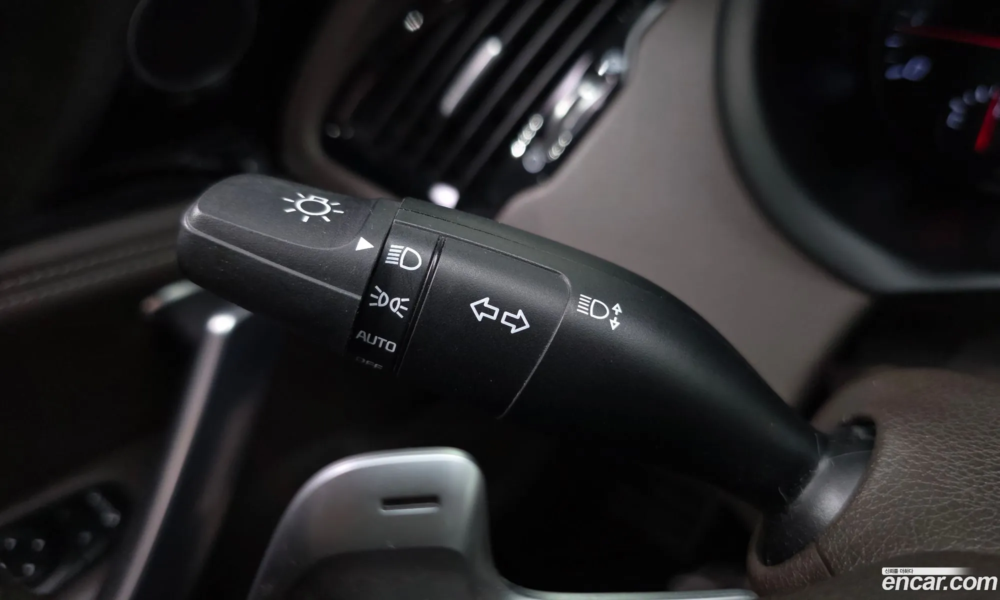 Kia Stinger 2017 KNAE251ADJS002166 — 10
