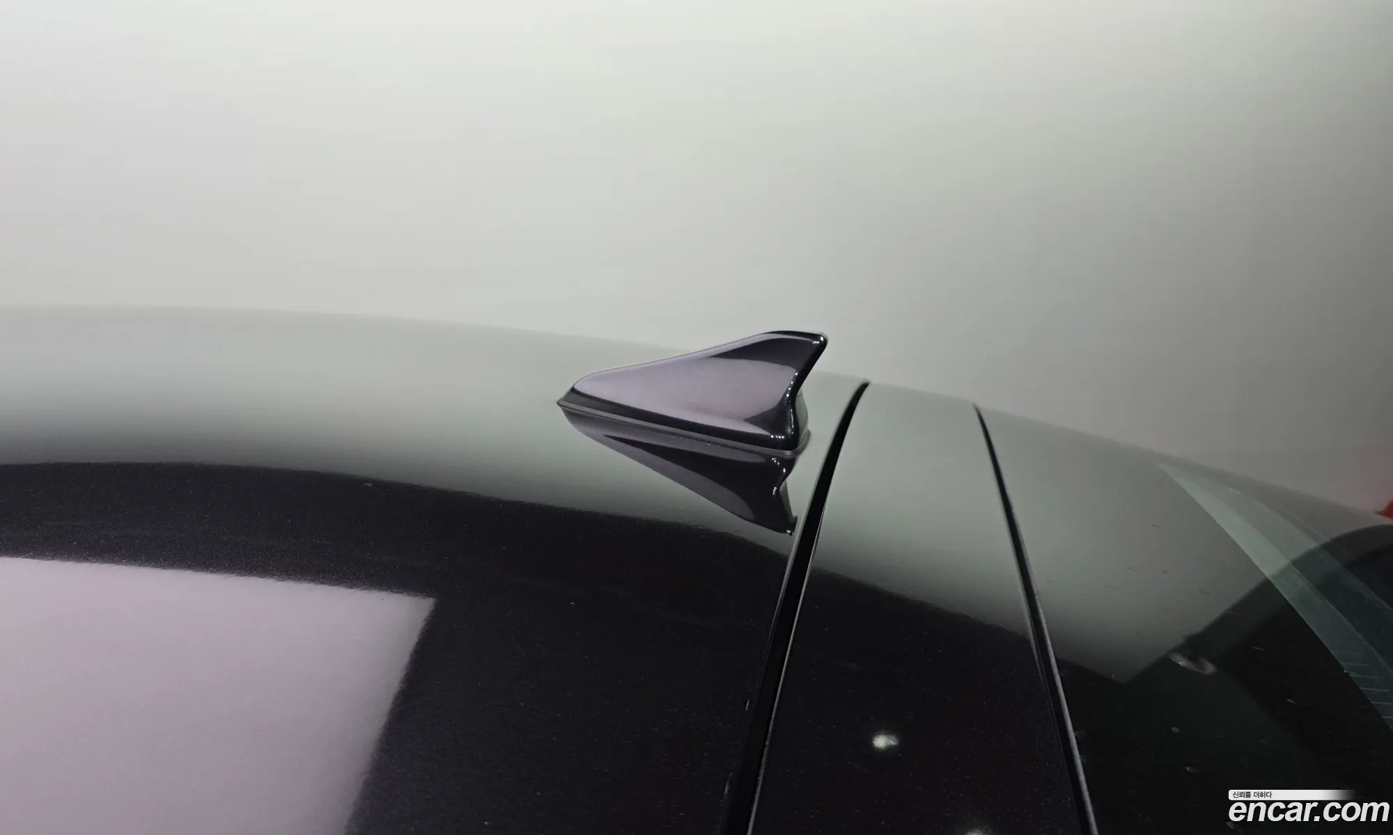 Kia Stinger 2017 KNAE251ADJS002166 — 28