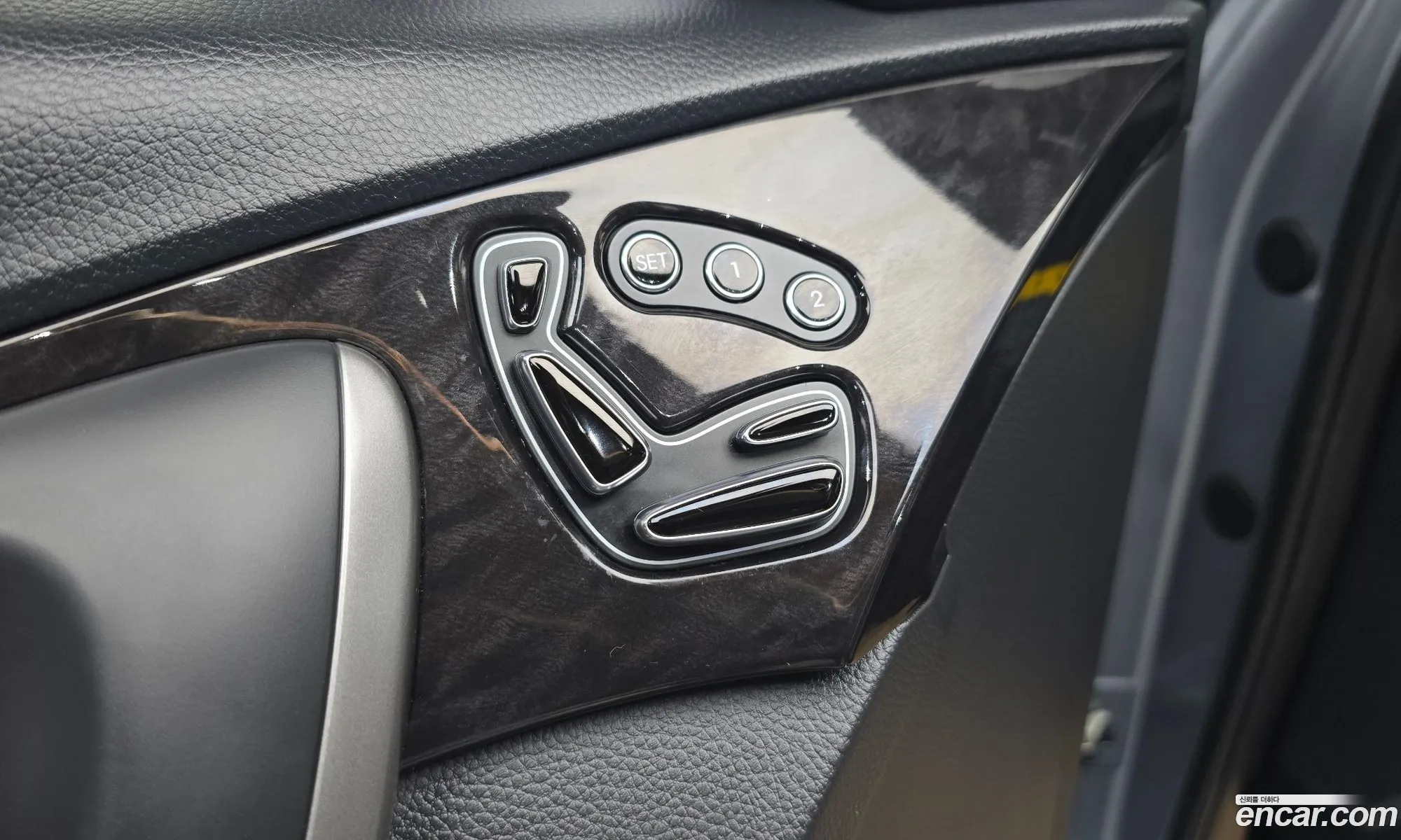 Hyundai Grandeur HG 2015 — 13