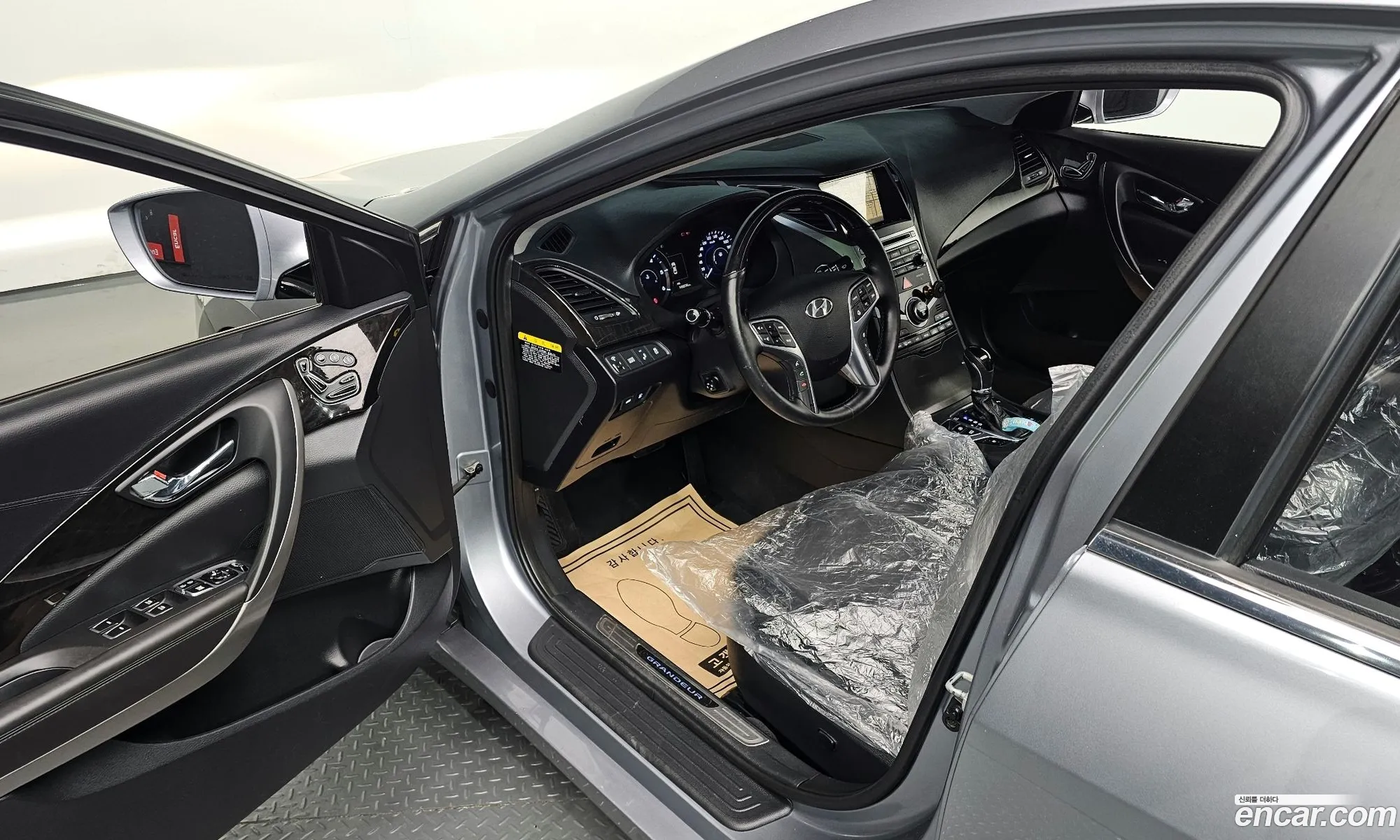 Hyundai Grandeur HG 2015 — 7