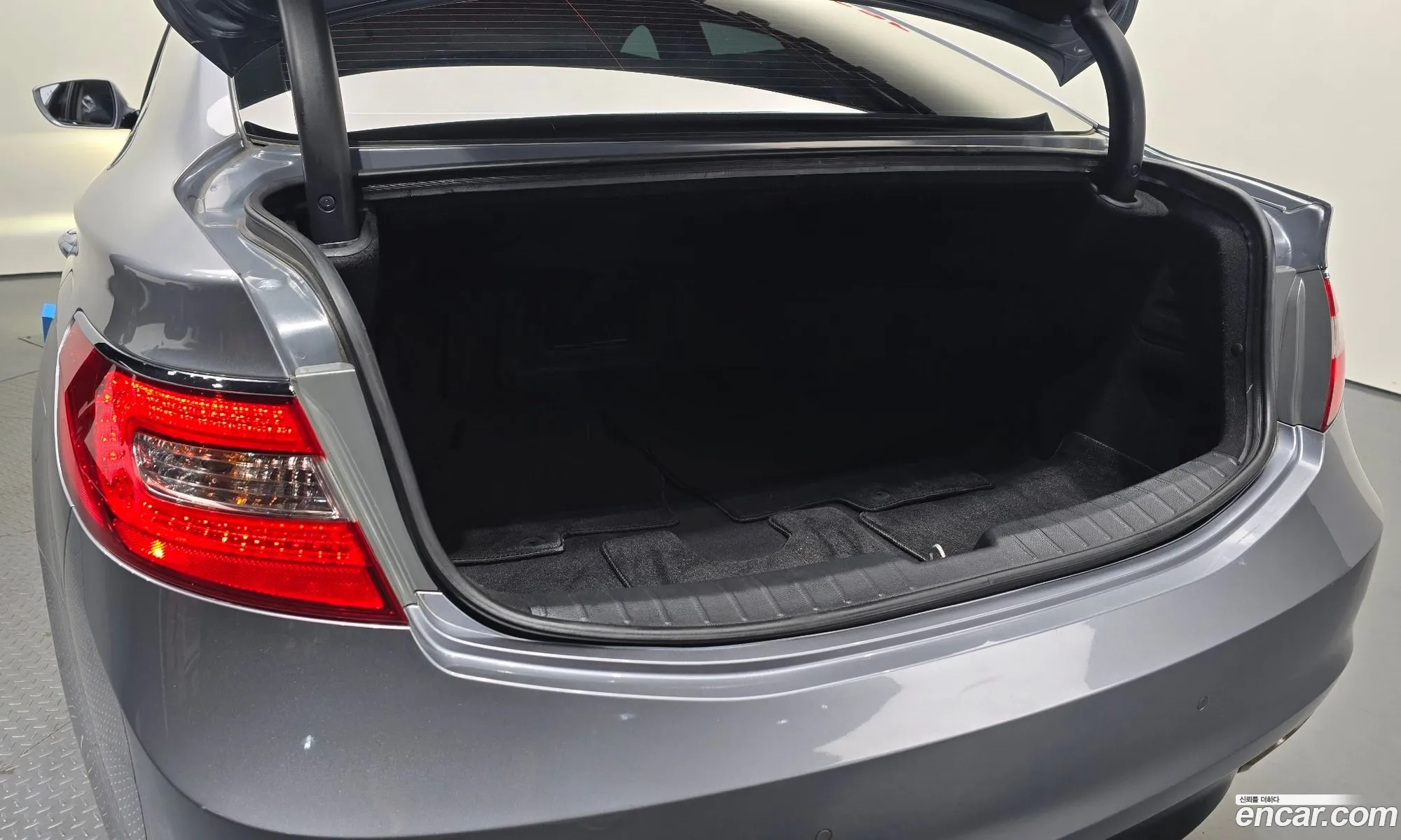 Hyundai Grandeur HG 2015 — 6