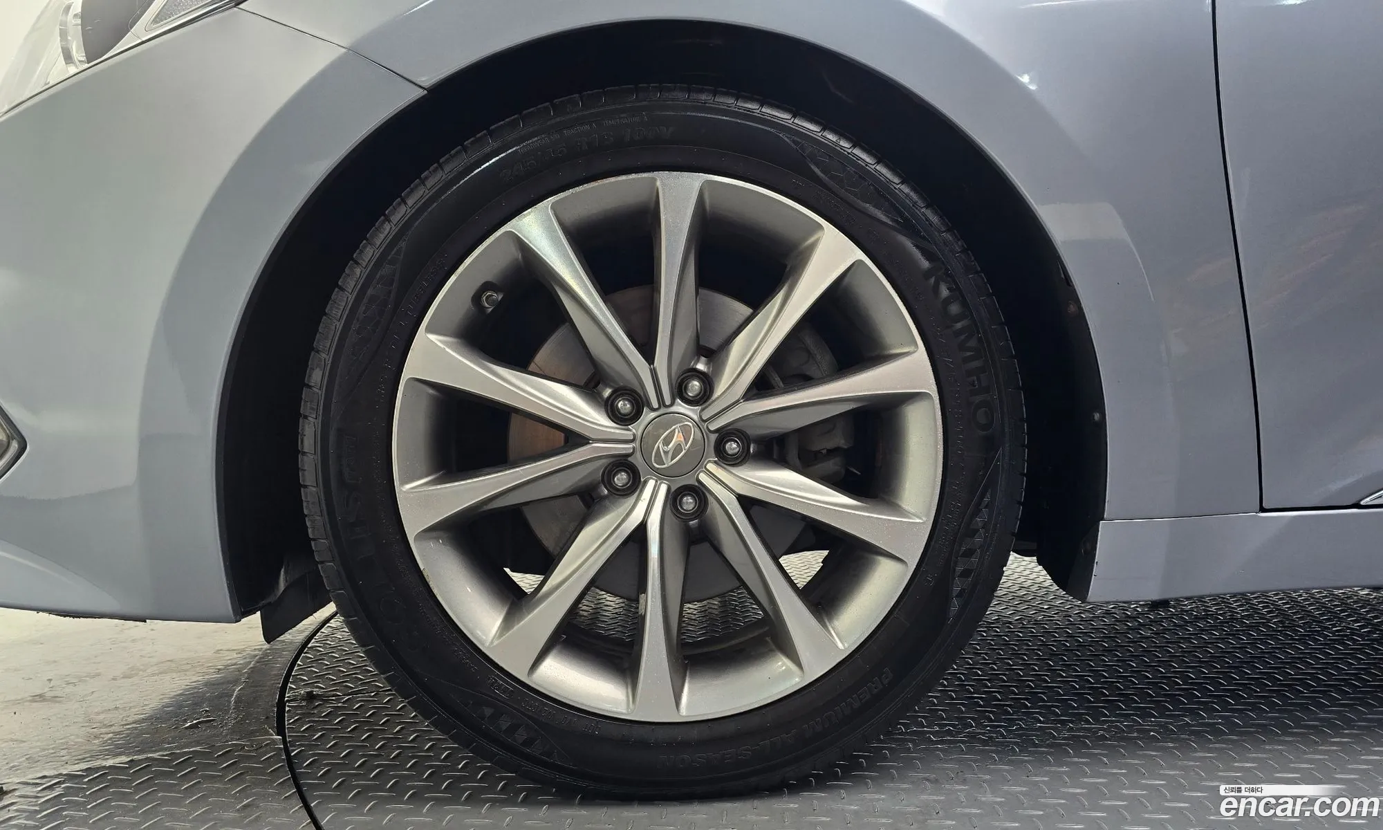 Hyundai Grandeur HG 2015 — 3