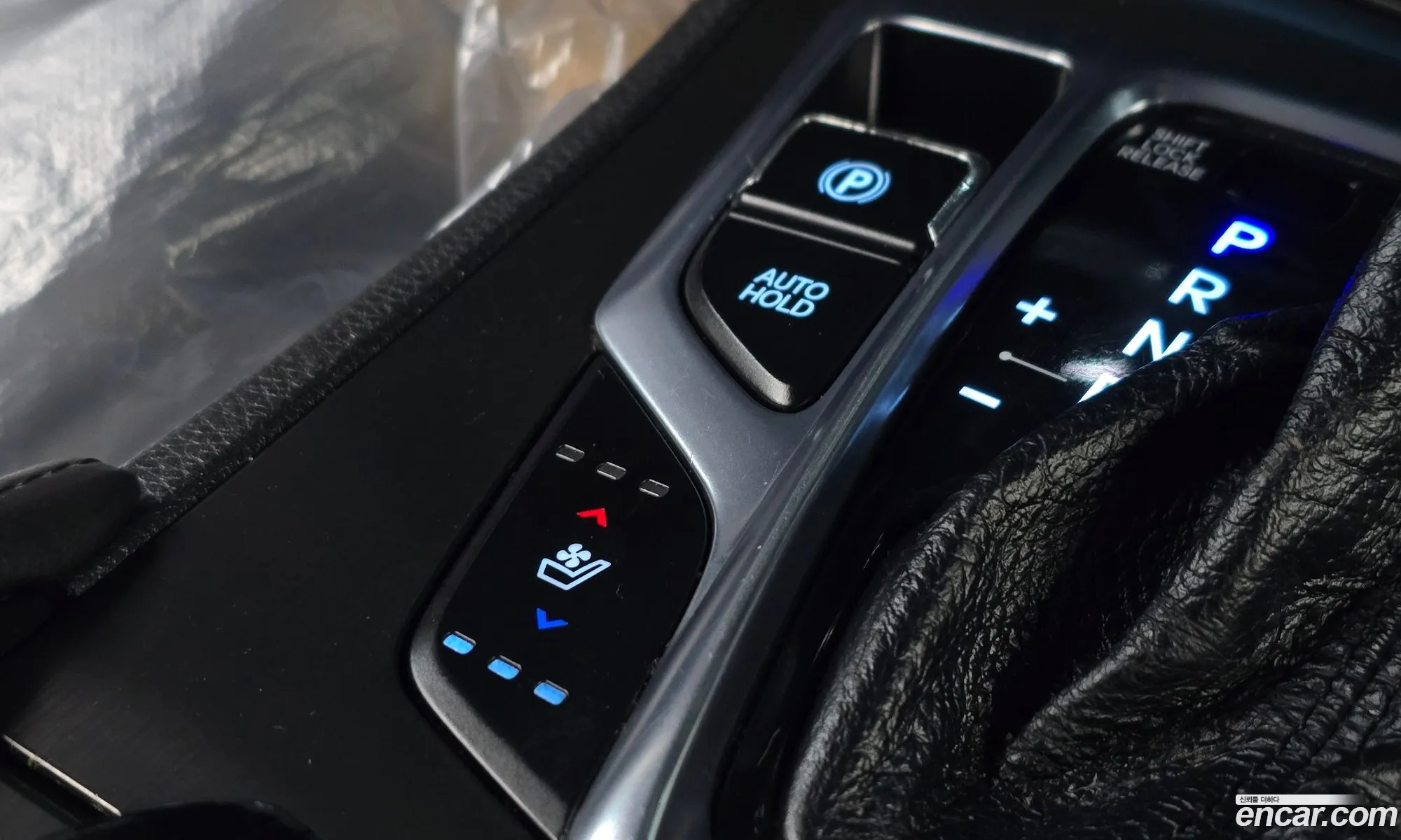 Hyundai Grandeur HG 2015 — 23