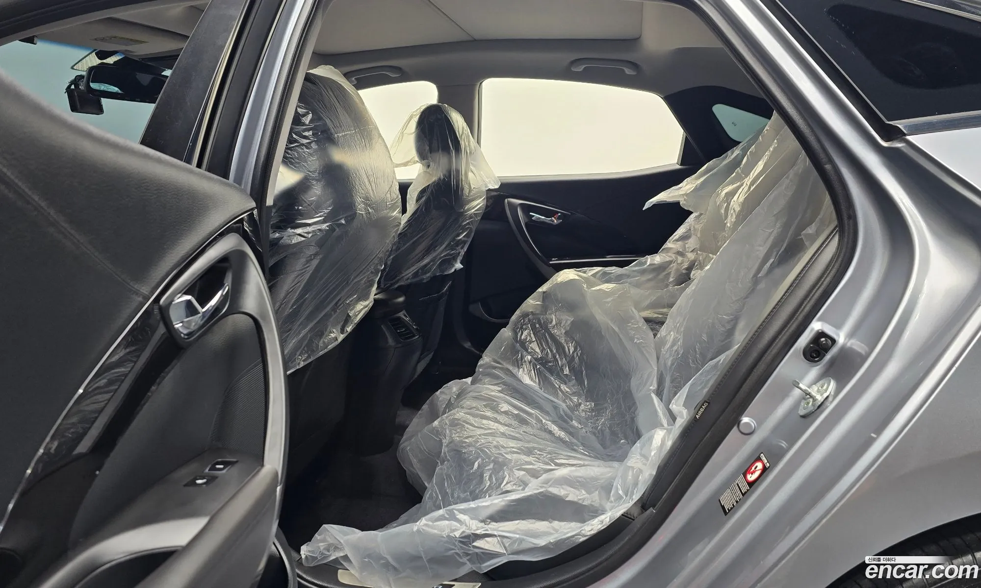 Hyundai Grandeur HG 2015 — 25