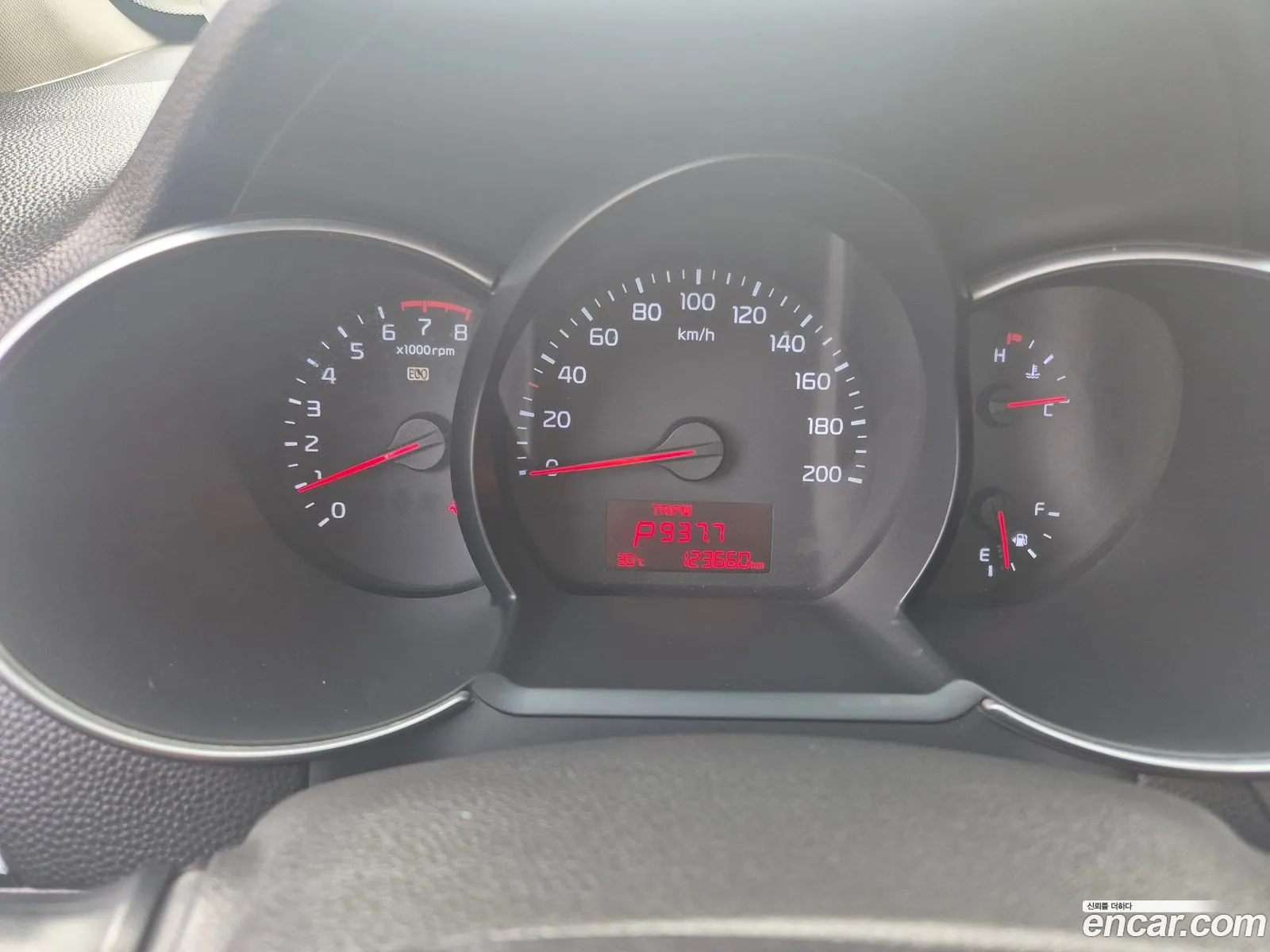 Kia Morning 2015 — 12