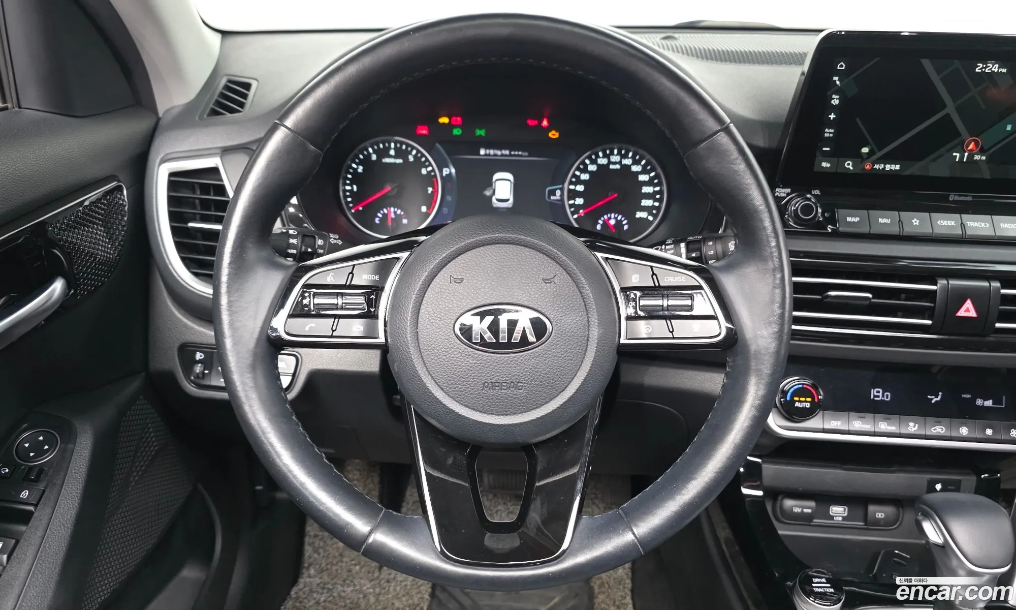 Kia Seltos 2019 KNAET812GLK019381 — 3