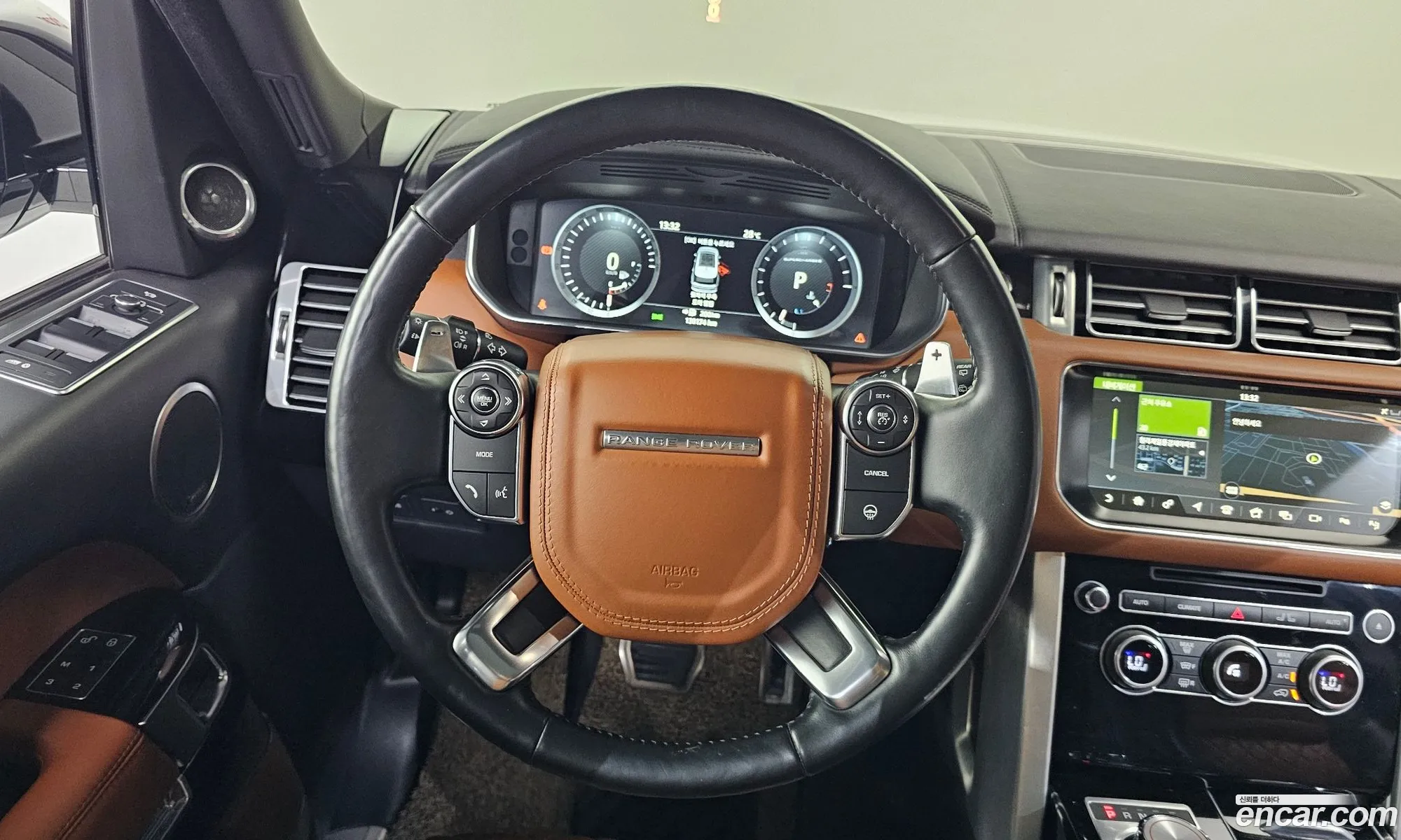 Land Rover Range Rover 2017 SALGA2FE0HA324848 — 8