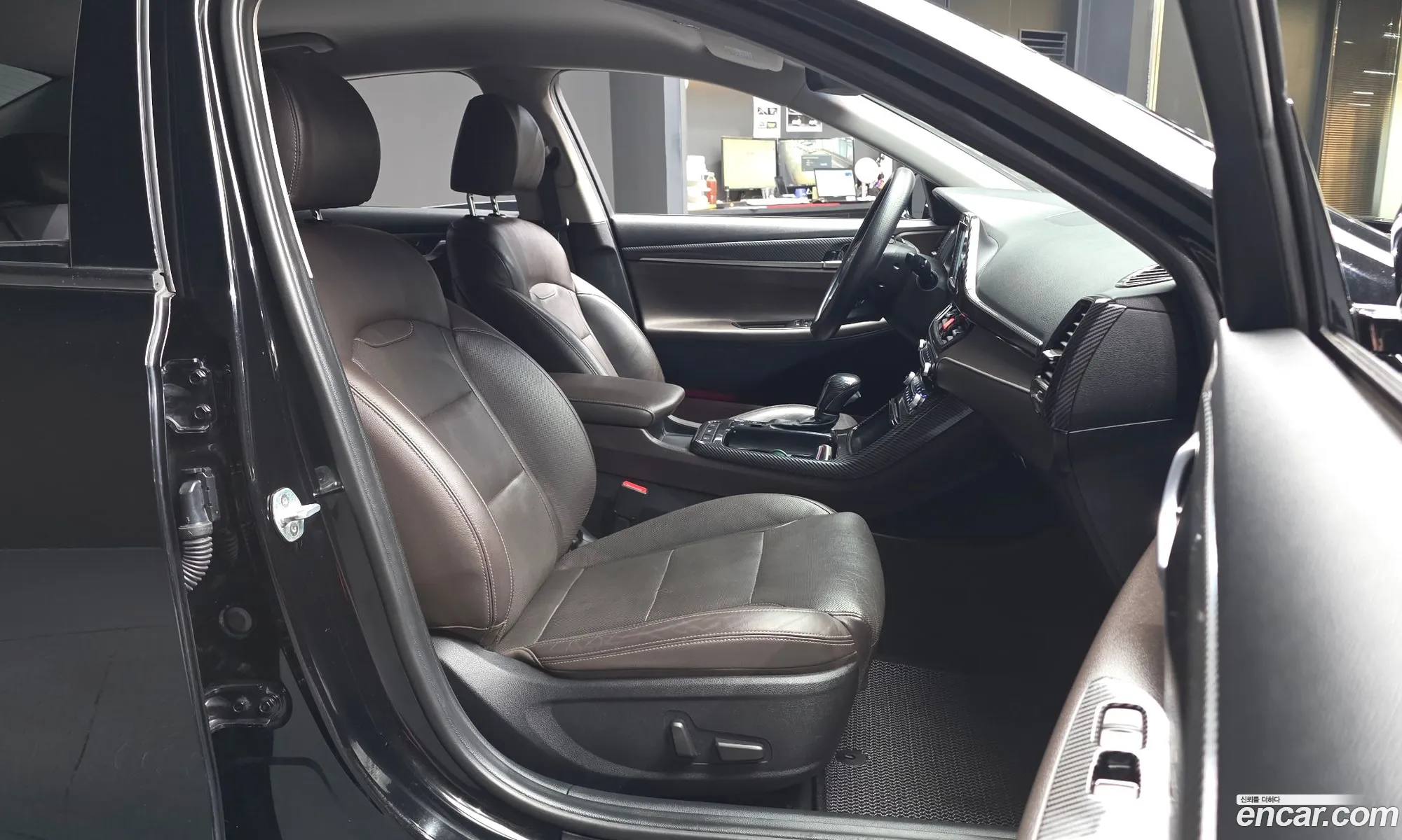Hyundai Grandeur IG 2018 — 18