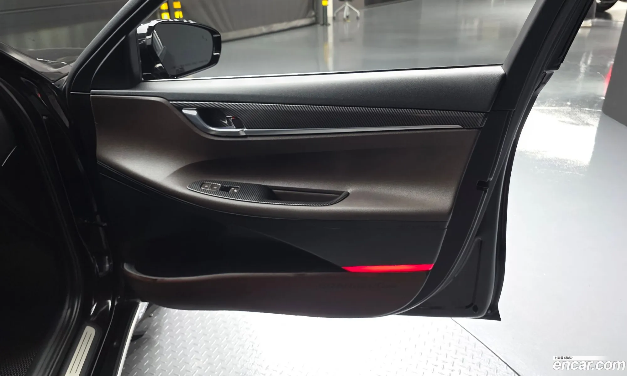 Hyundai Grandeur IG 2018 — 27