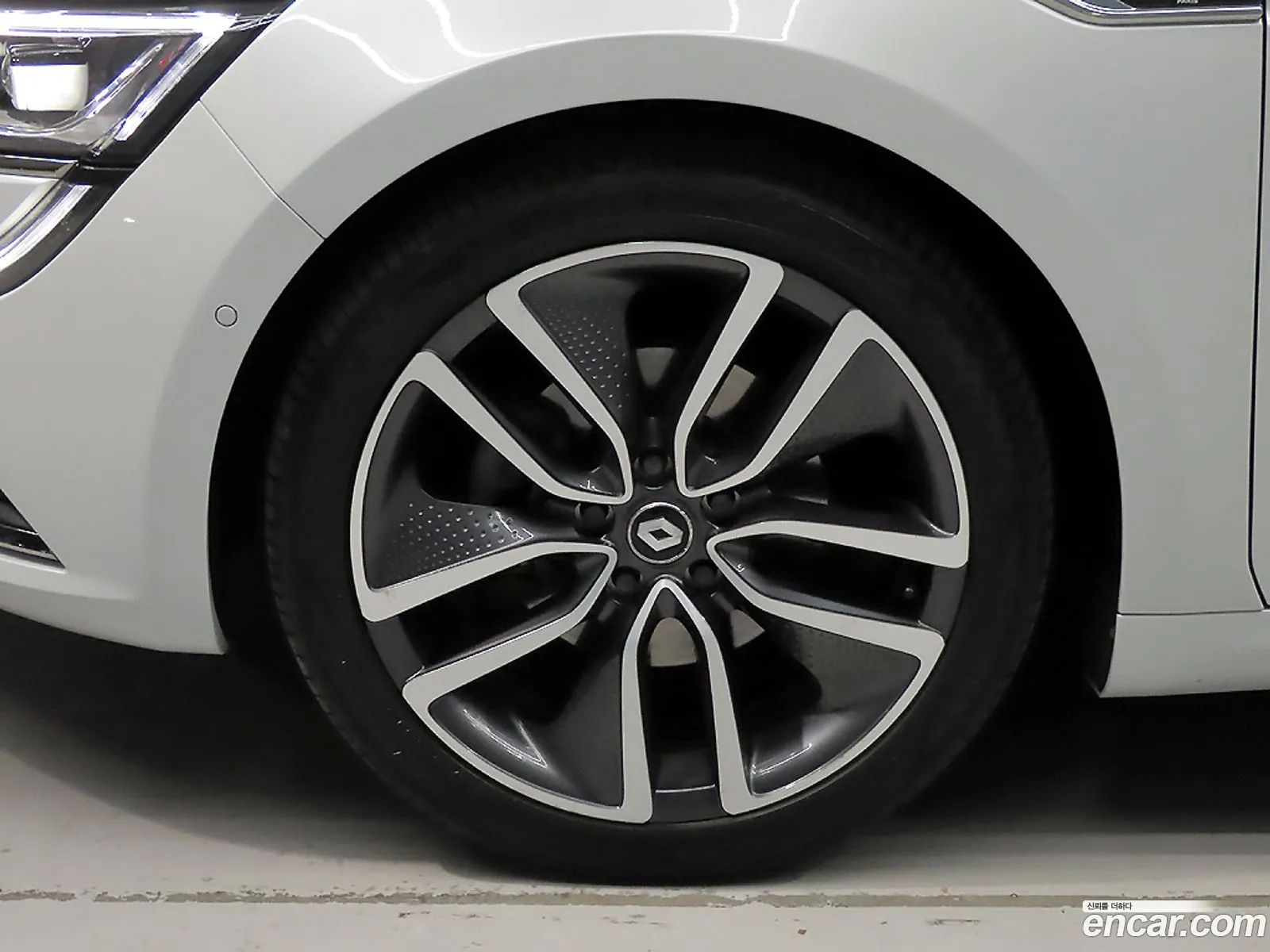 Renault Korea (Samsung) SM6 2018 — 9