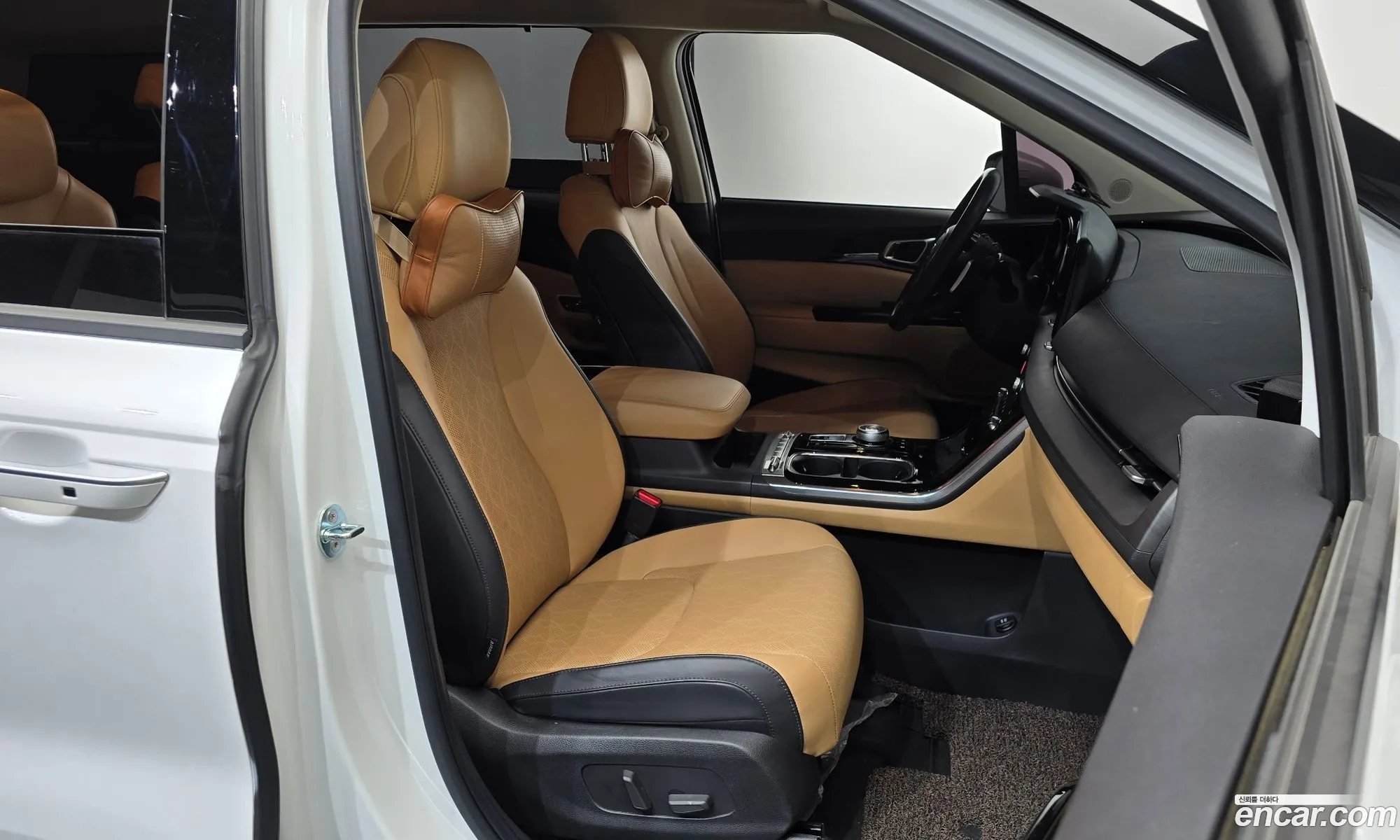 Kia Carnival 2021 KNANC81BBMS052485 — 8