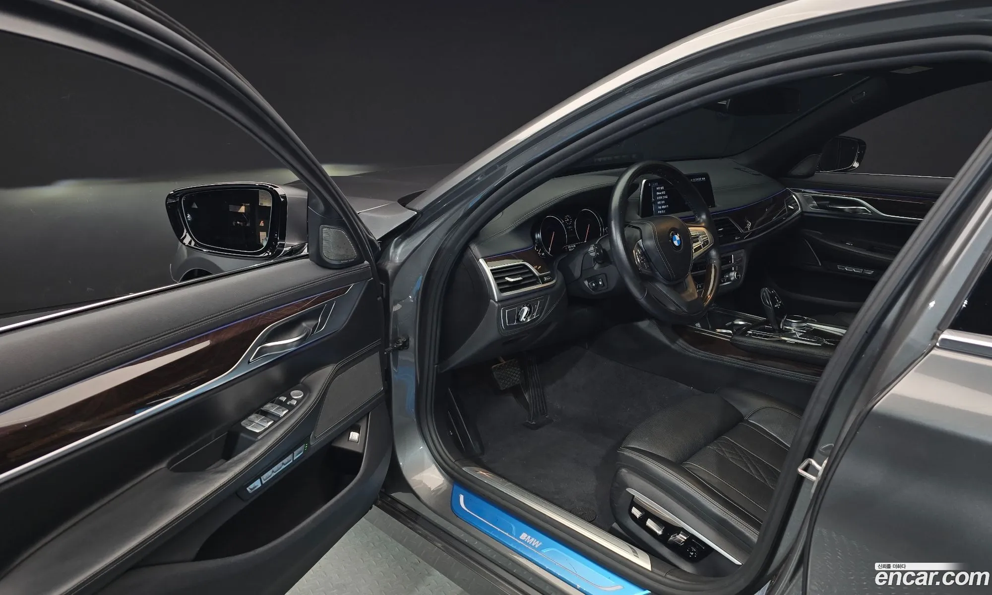 BMW 7 Series 2016 WBA7G6106GG679833 — 13